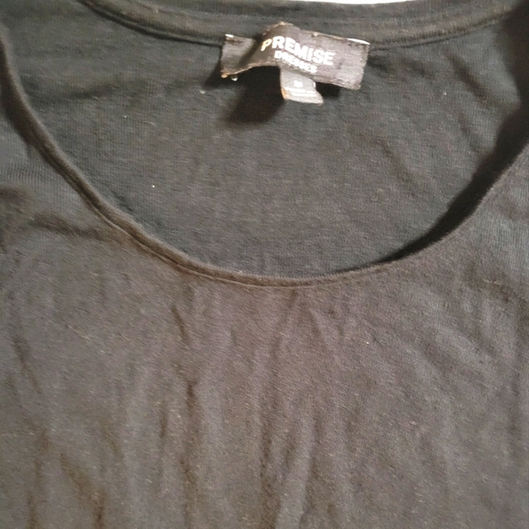 Premise black dress with side slit button closure. Medium - Picture 4 of 4